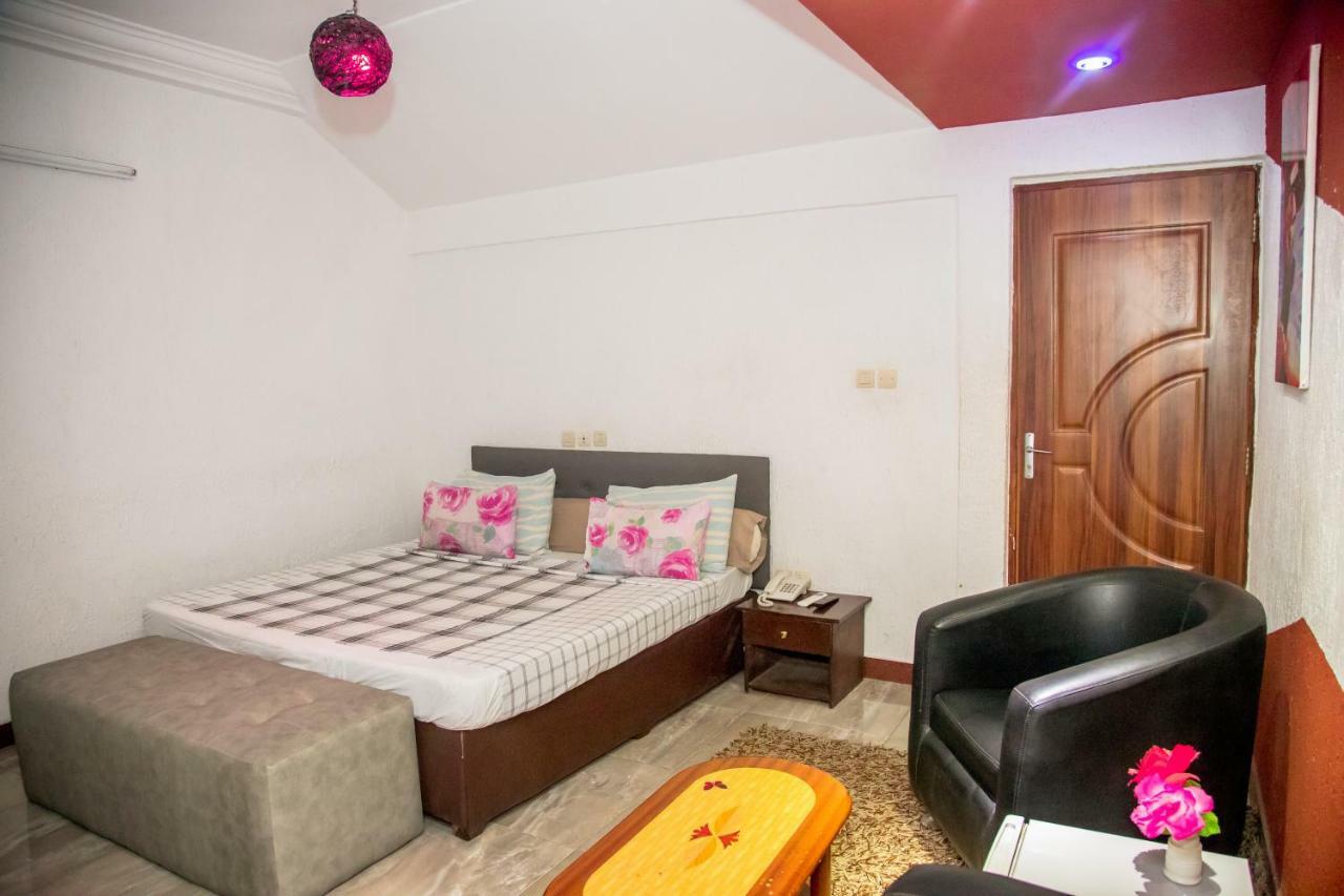 Senateur Hotel Agontinkon Cotonou Exterior foto