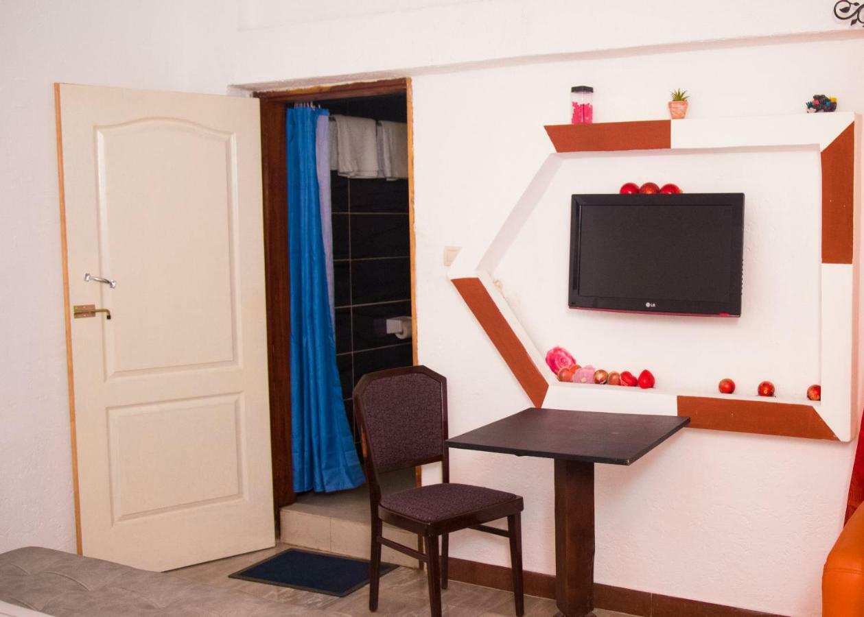 Senateur Hotel Agontinkon Cotonou Exterior foto